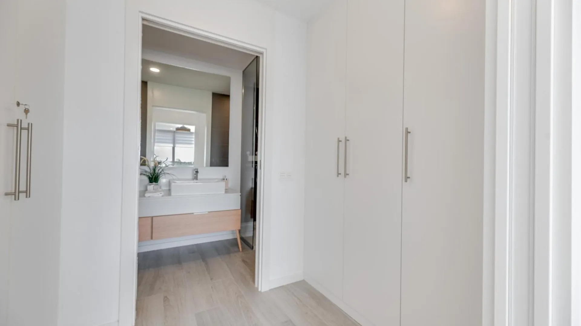 Newly Built Top Modern 3 Bdrm Townhouse With Sea View Estepona Apartman
