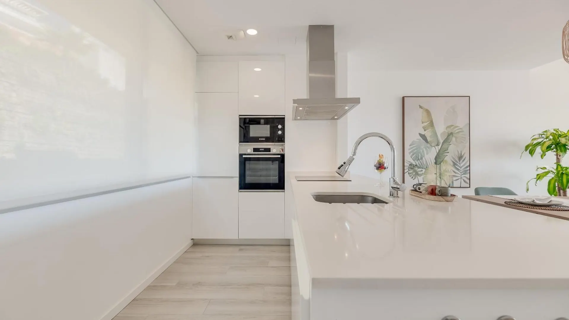 Newly Built Top Modern 3 Bdrm Townhouse With Sea View Estepona 0*,